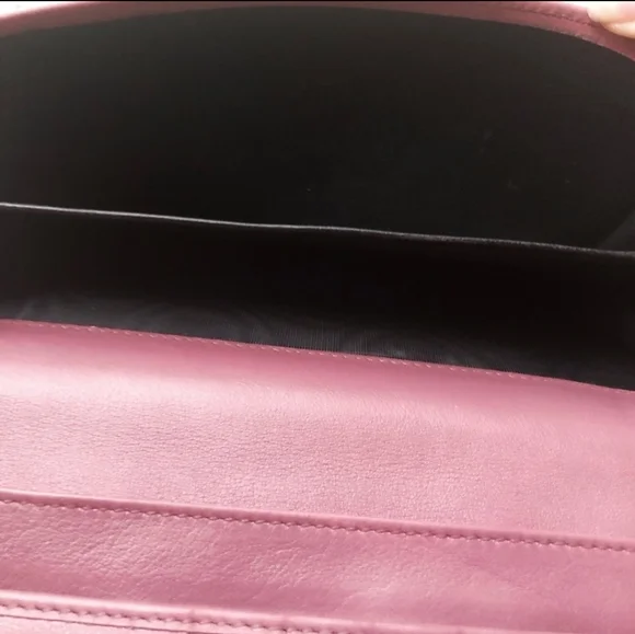 Gucci Wallet - Picture 8 of 10